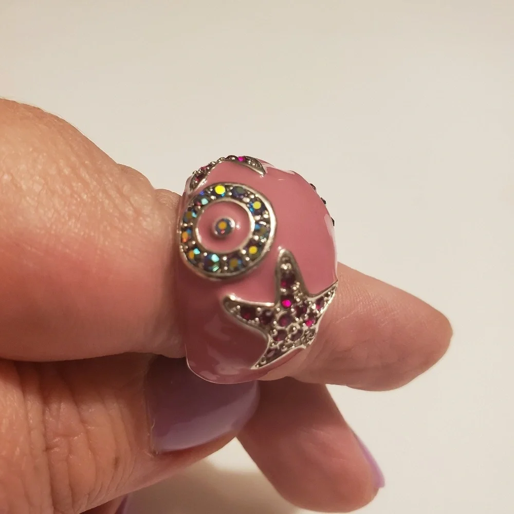 Beautiful Statement Ring - Picture 4 of 5